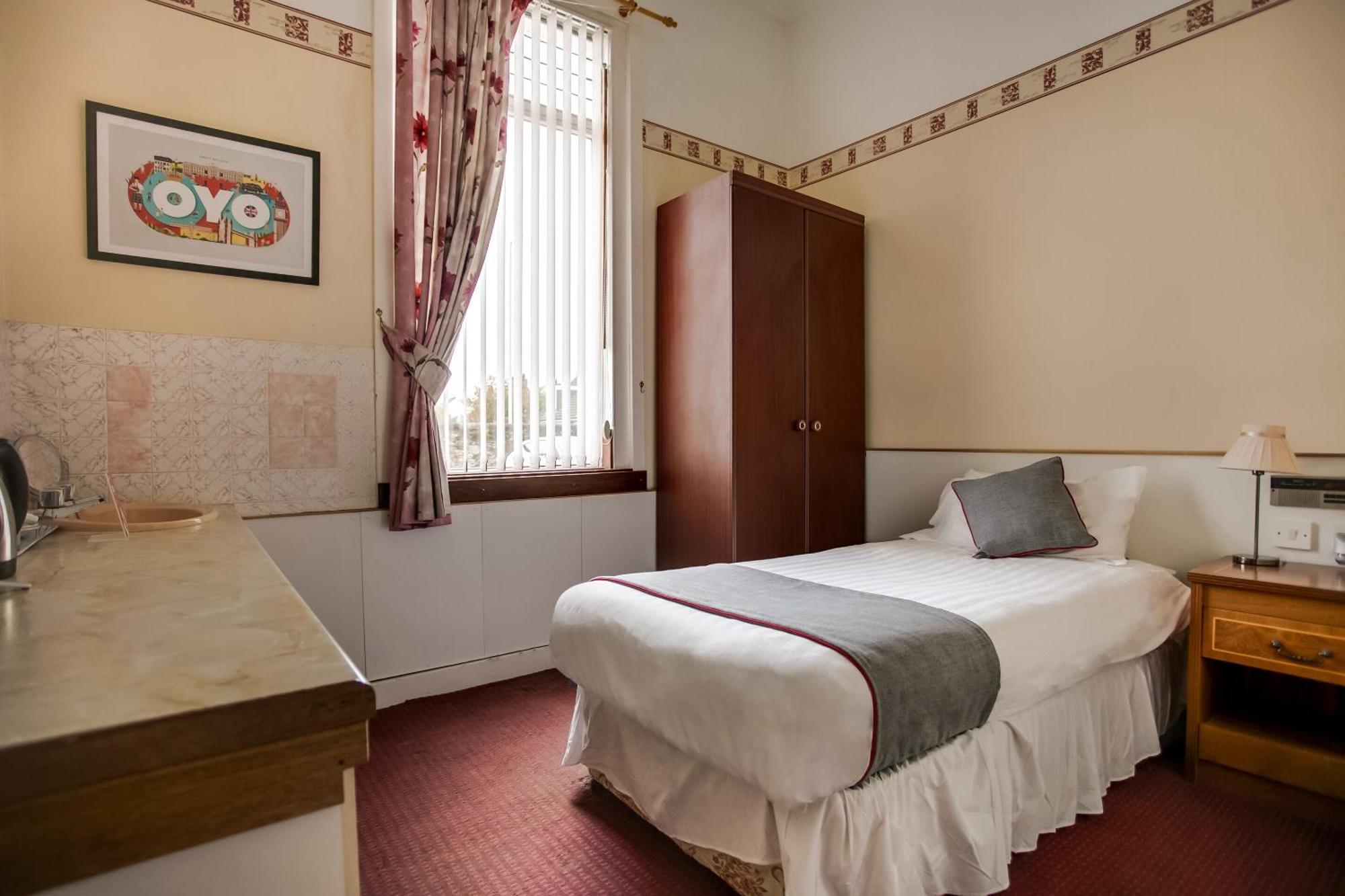 OYO Glenpark Hotel Ayr Exterior foto